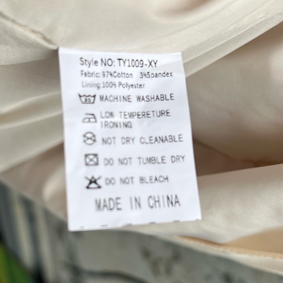 Cream Military Jacket with Ruffled Underlining - Picture 12 of 16